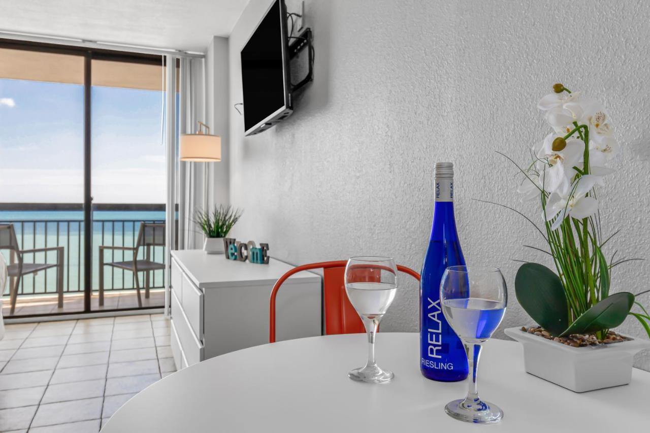 Beachfront Romantic Studio Escape W Perfect View 1212 Миртл-Бич Экстерьер фото